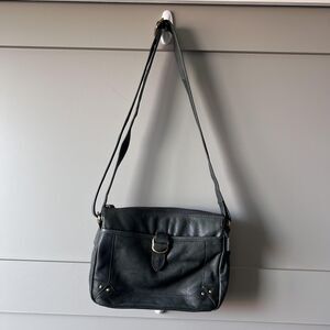 Great American Leather Works Bag‎ Womens Medium Leather Crossbody Purse Satchel